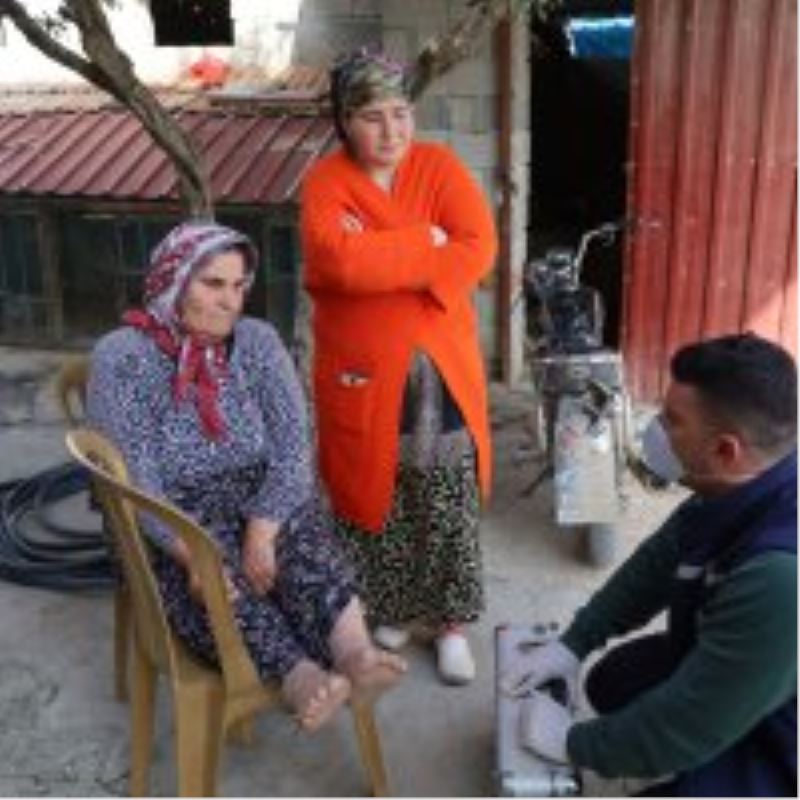 Sağlık hizmetleri depremzedelerin ayağına gidiyor