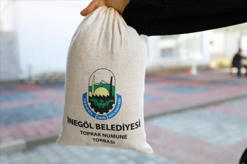 İnegöl Belediyesi Tarlaların Toprak Analizini Ücretsiz Yaptırıyor