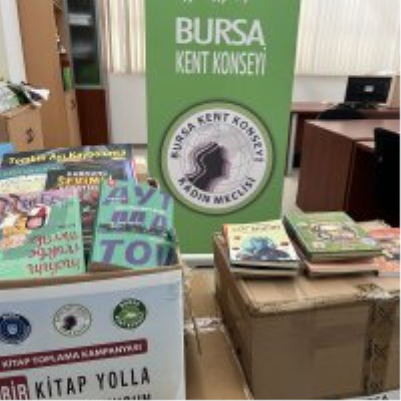 Kadın Meclisi’nden deprem bölgesindeki çocuklara kitap yardımı
