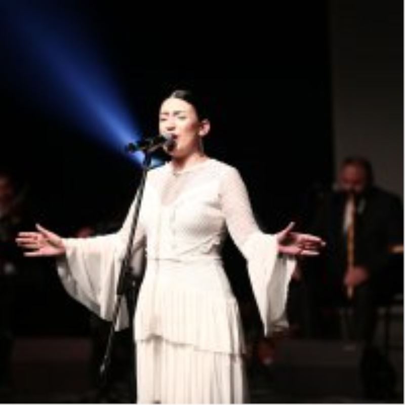 Unutulmayan şarkılarla müzik dolu gece