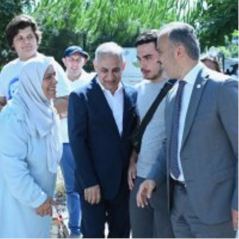 1050 Konutlar’da dönüşüm, yıkımla başladı