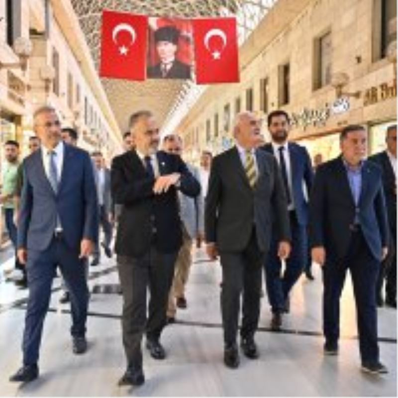 Tarihe sözde değil, özde vefa