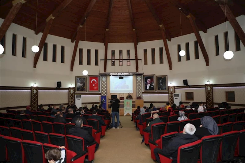 Eğitimci İsmail Güler Aile Okulunda İnegöllülerle Buluştu