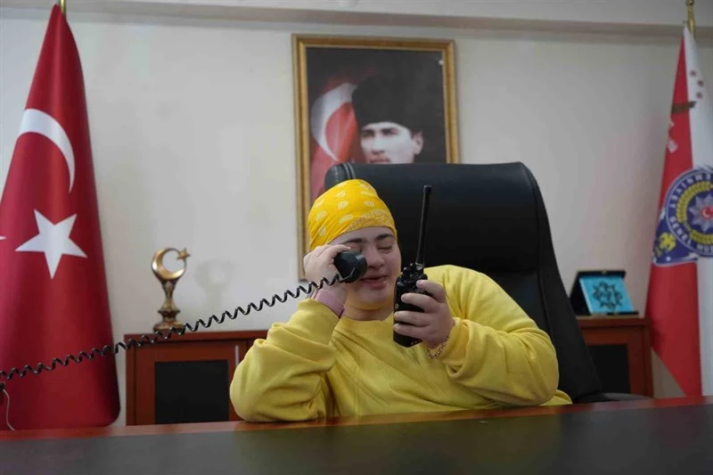 Bayburt’ta Bir Günlüğüne Polis Olan Özel Öğrenciler Devriye Atıp Ekiplere Anons Geçtiler