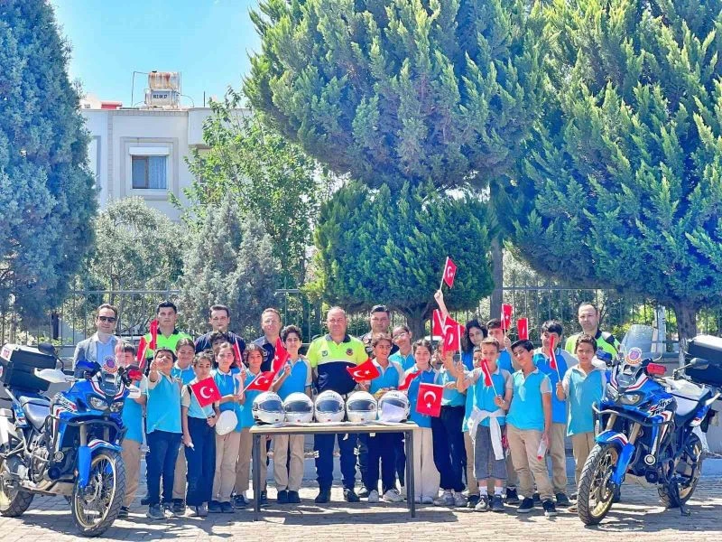 Ortaokul Öğrencileri Jandarmayı Yakından Tanıdı