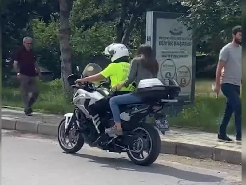 Kayseri Polisi, Kamu Personeli Seçme Sınavı (KPSS) Adaylarını Sınava Yetiştirdi