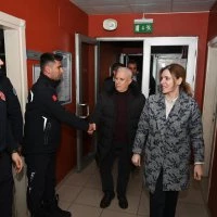 Başkan Bozbey, sahuru gençlerle yaptı